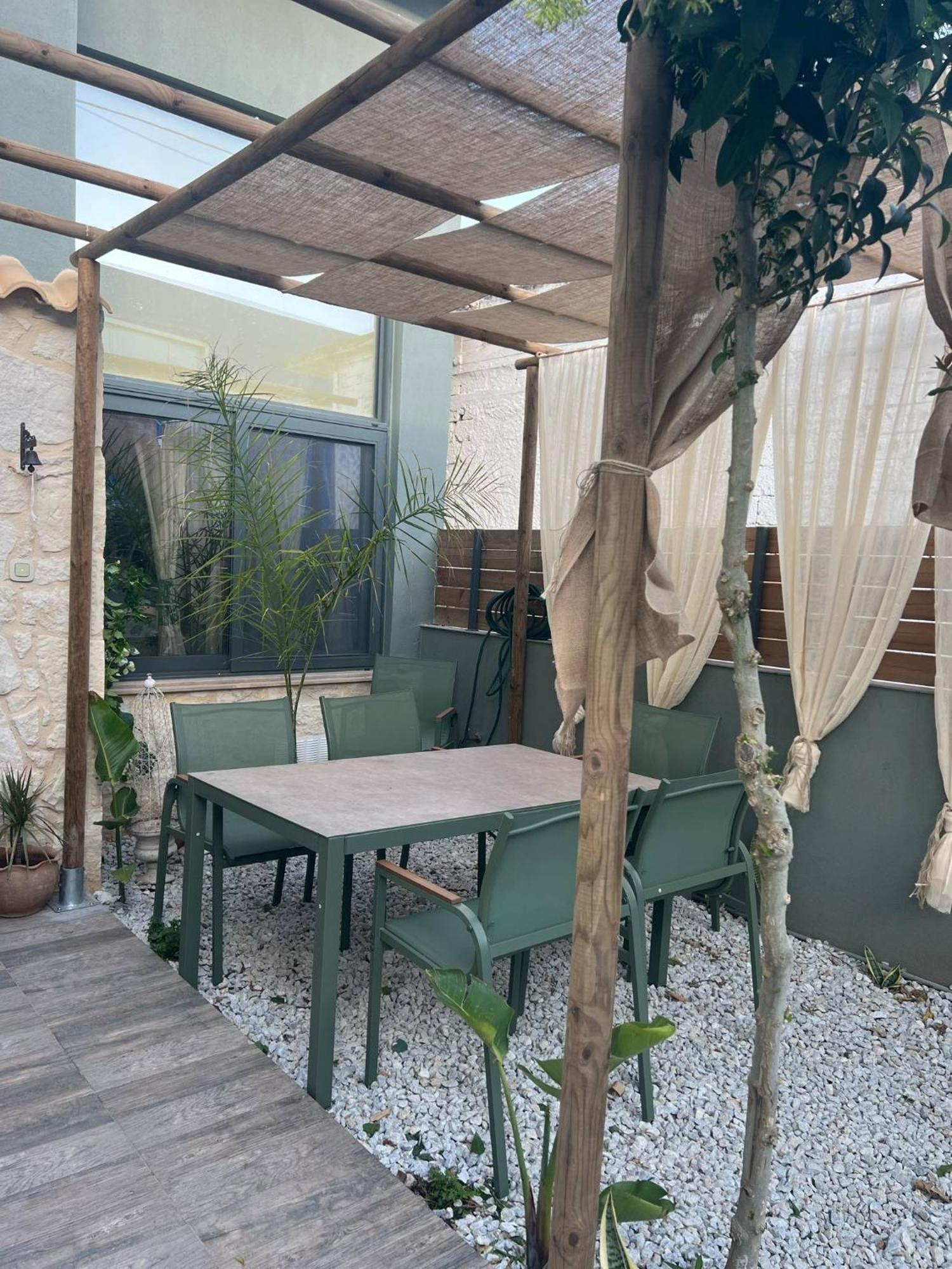 Panos Luxury Apartment Candia Esterno foto